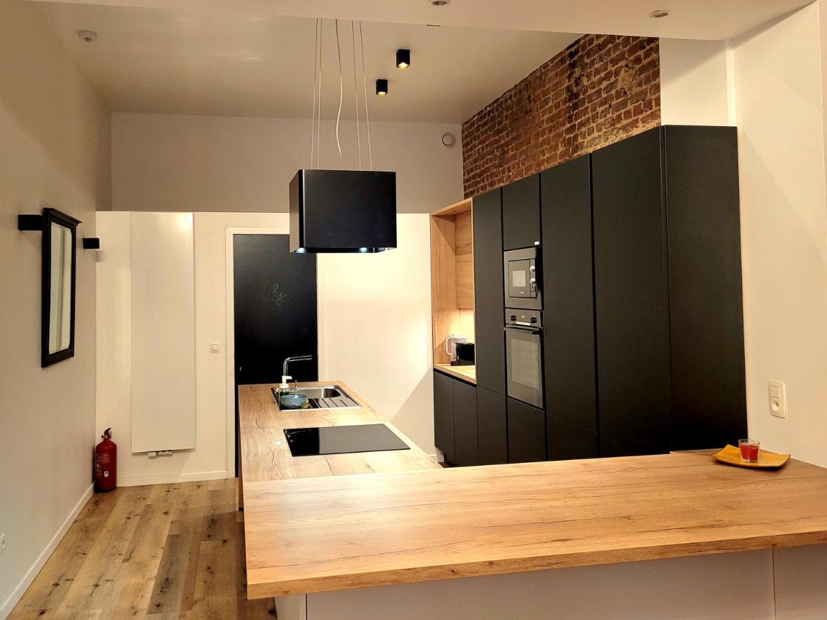 Brand New Camelia Room With Private Bathroom Bryssel Exteriör bild